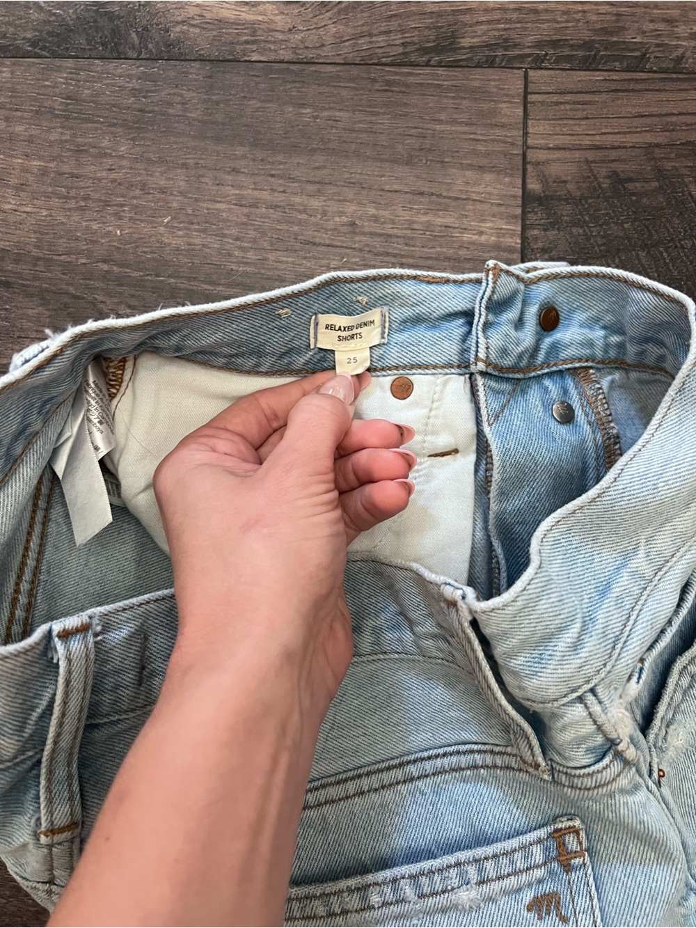 Madewell Relaxed Denim Shorts - Picture 11 of 11